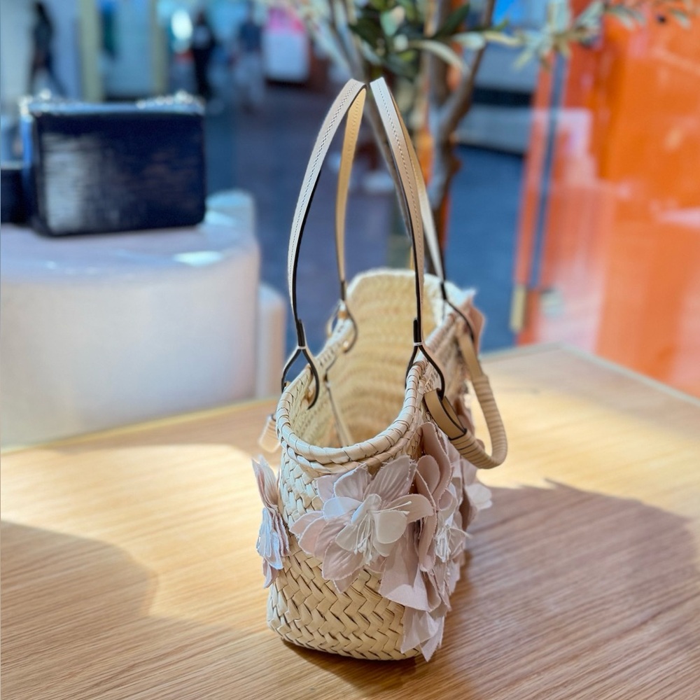 NEW TORY BURCH SMALL STRAW EMBELLISHED TOTE - Picture 3 of 4